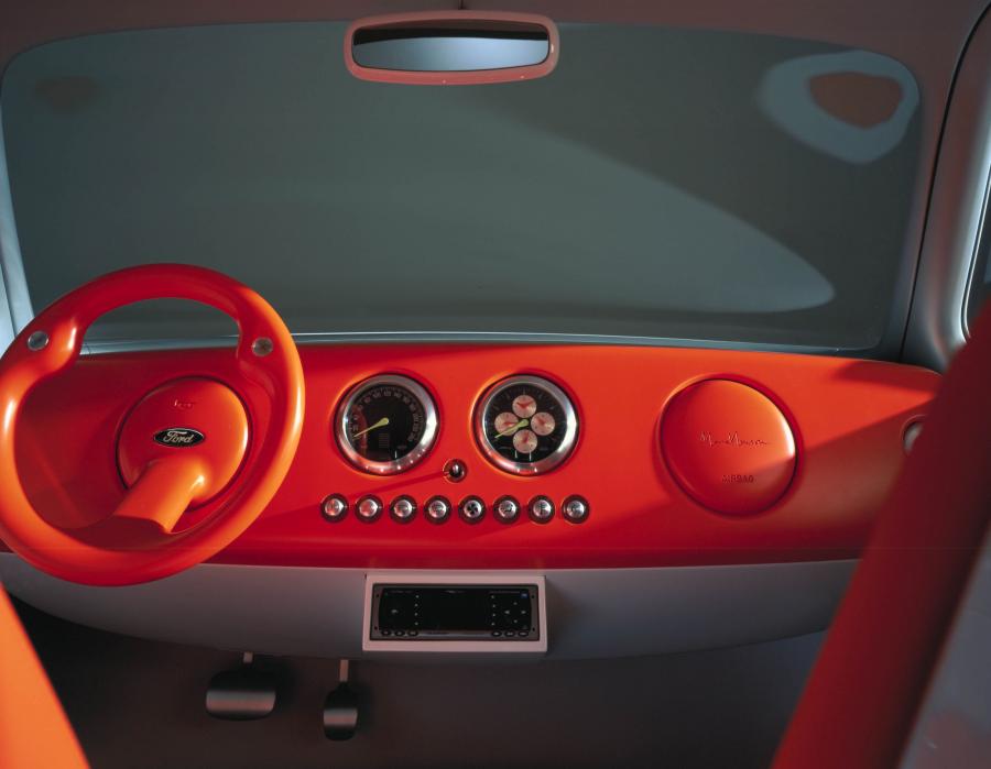  Ford 021C Concept 1999 года  (фото 21 из 25)